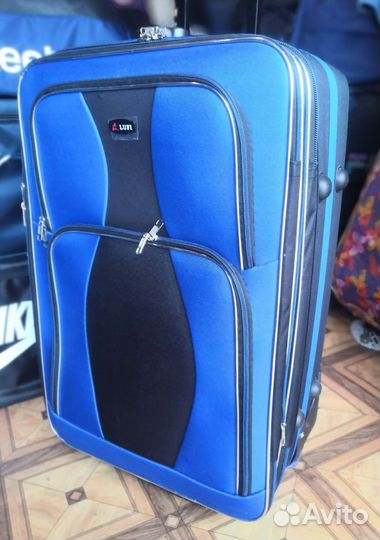 Чемодан на колесах