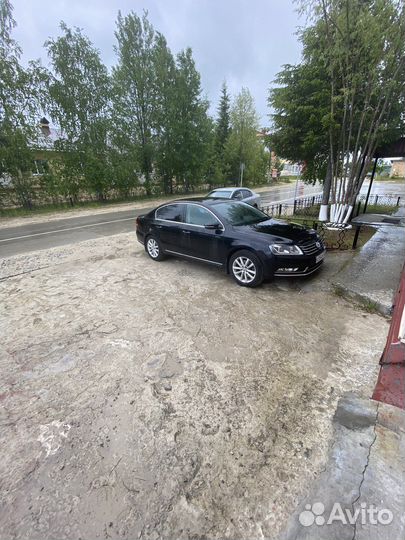 Volkswagen Passat, 2011