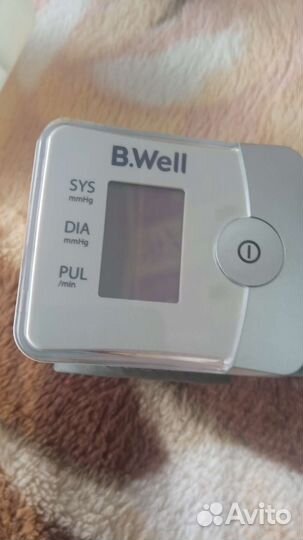 Тонометр на запястье B. Well