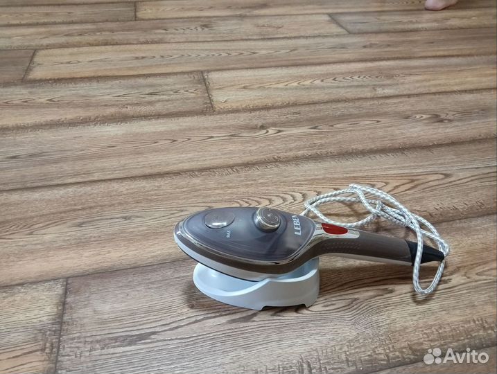 Ручной пароочиститель