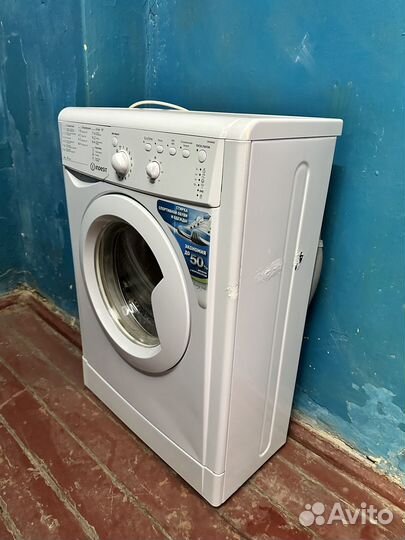 Стиральная машина indesit 5кг