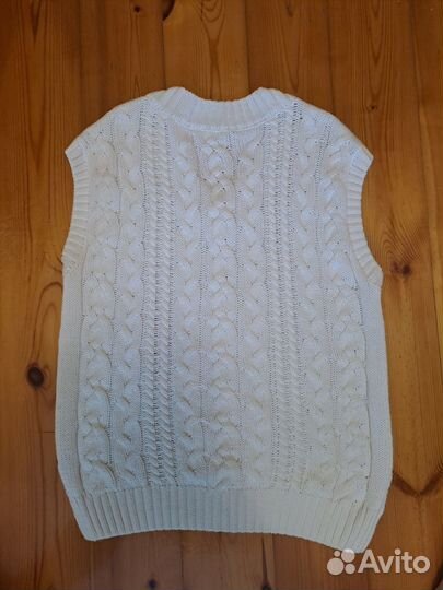 Жилетка белая вязаная для девочки 152 роста