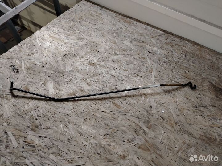 Держатель капота Ford Focus III