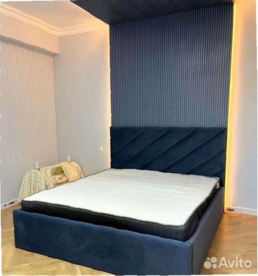 Кровать мягкая с подъемным механизмом