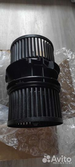 Вентилятор кондиционера печки