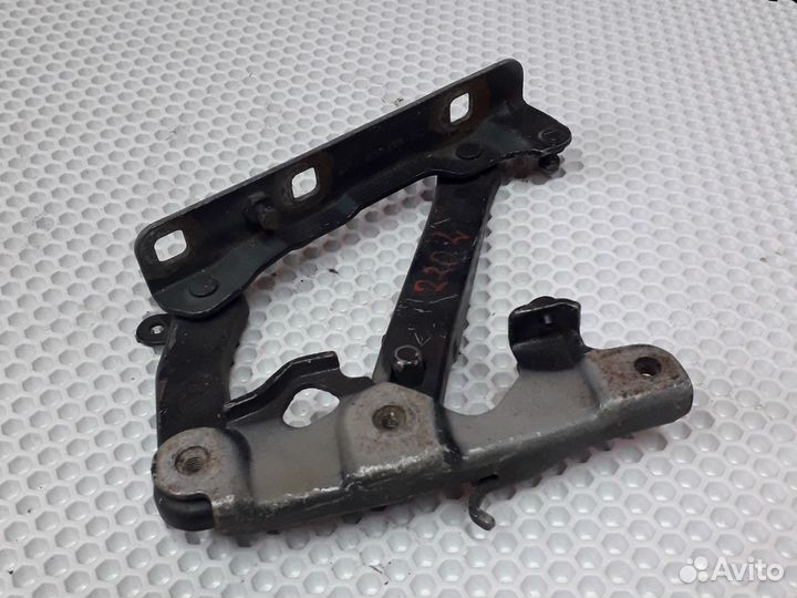 Петля капота Mercedes w211 w215 w219 w220