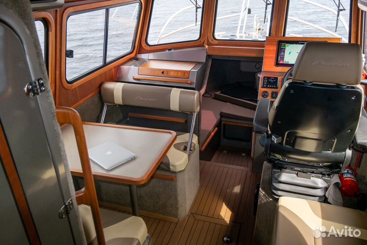 Аренда катера яхты