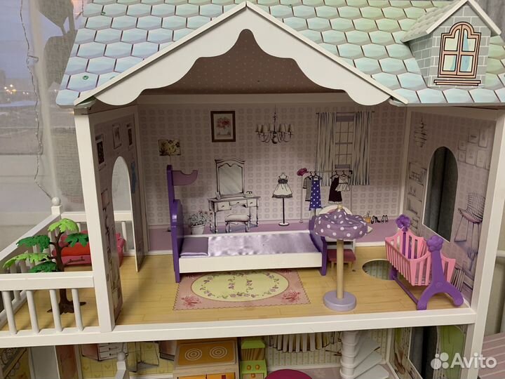 Домик кукольный