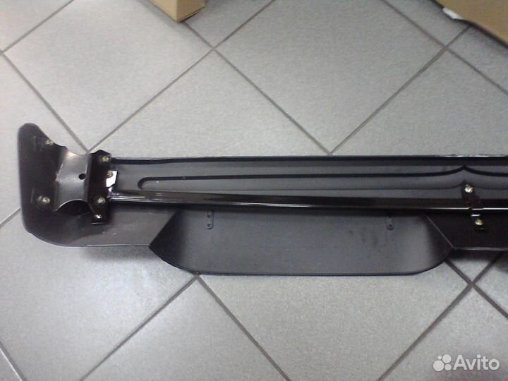 Козырек над лобовым стеклом (джипы)