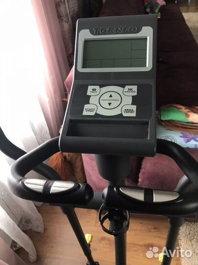 Эллиптический тренажер torneo Exa Motion