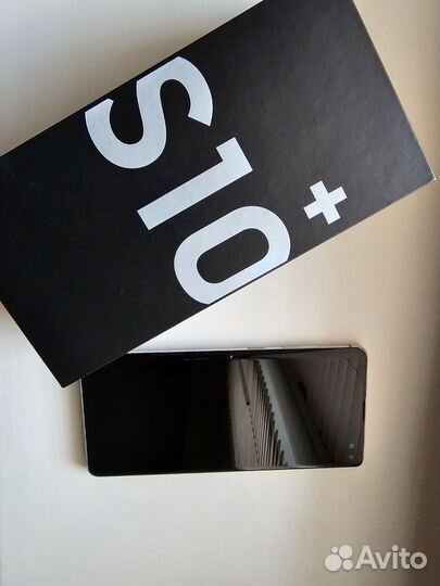 Samsung Galaxy S10+, 8/128 ГБ