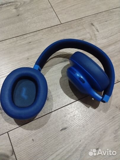 Беспроводные наушники jbl