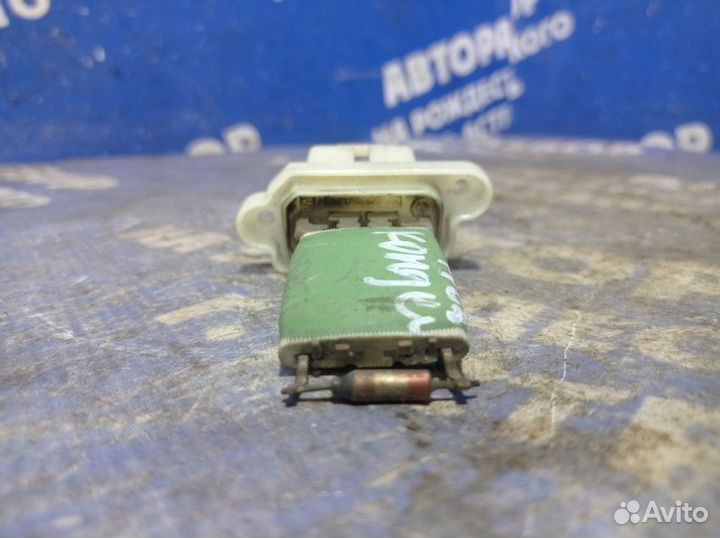 Резистор печки Ford Focus 2 седан 2006