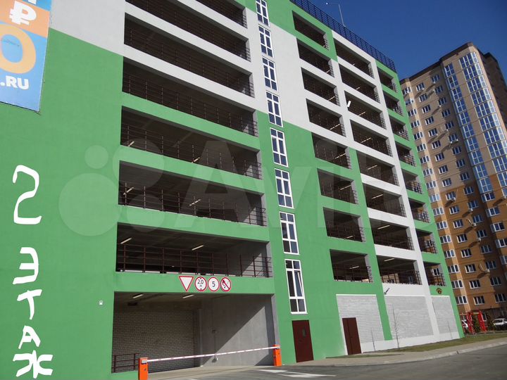 Машиноместо, 13 м²