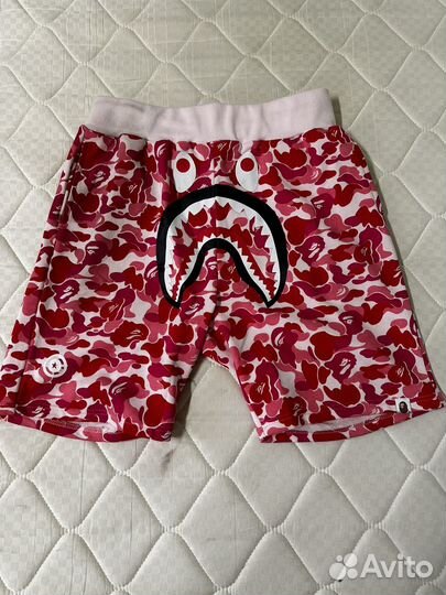Шорты bape розовые
