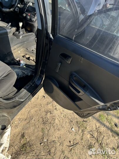 Дверь kia ceed 2008 года