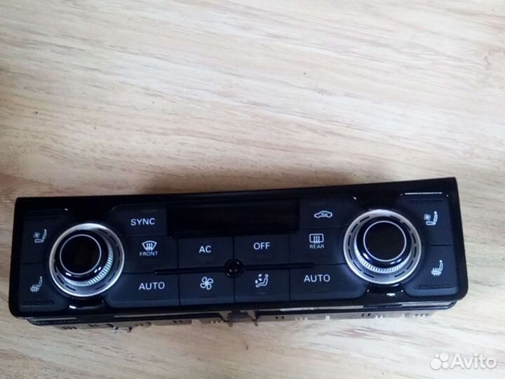 Блок климат контроля 4H0820043H