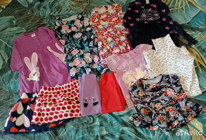 Пакет одежды для девочки на 2-3 года