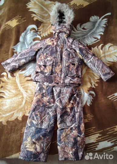 Зимний костюм для охоты и рыбалки