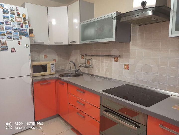 3-к. квартира, 93,2 м², 1/10 эт.