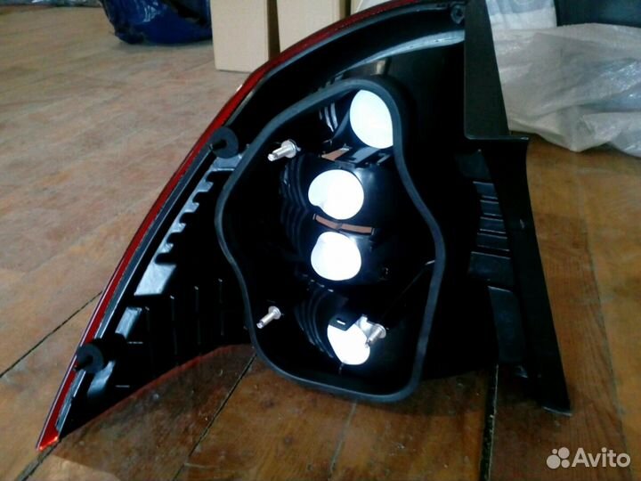 Фонарь задний правый форд фокуС 05-11 г.в