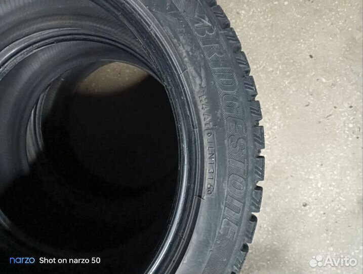 Bridgestone Blizzak Spike-01 245/45 R17 T