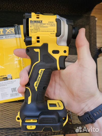 Инструмент Dewalt 20(18) V