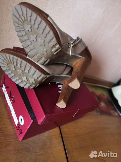 Ботинки осенние