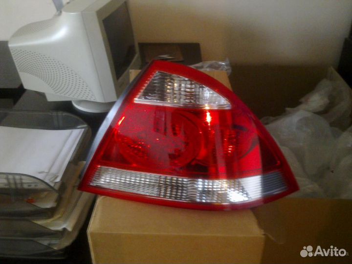 Ниссан Алмера Классик фонарь задний правый новы cc