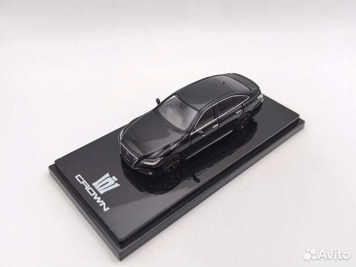 Toyota Crown 220, 1:64, в наличии
