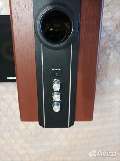 Колонки с сабвуфером sven