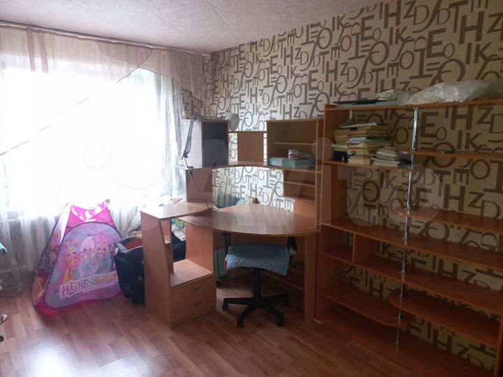 3-к. квартира, 69 м², 3/3 эт.