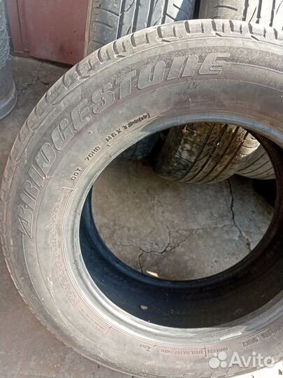 Bridgestone Dueler H/P 215/65 R16