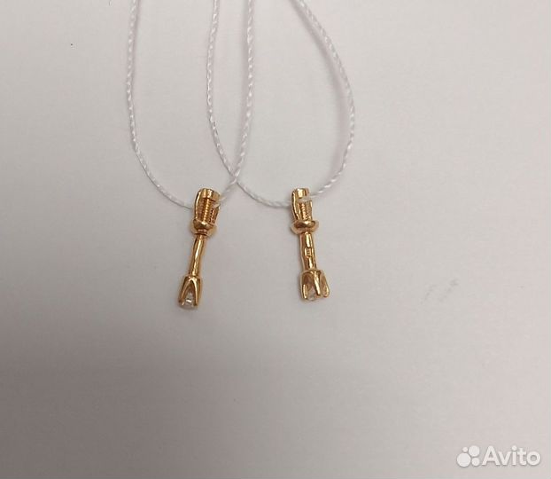 Золотые серьги с фианитом