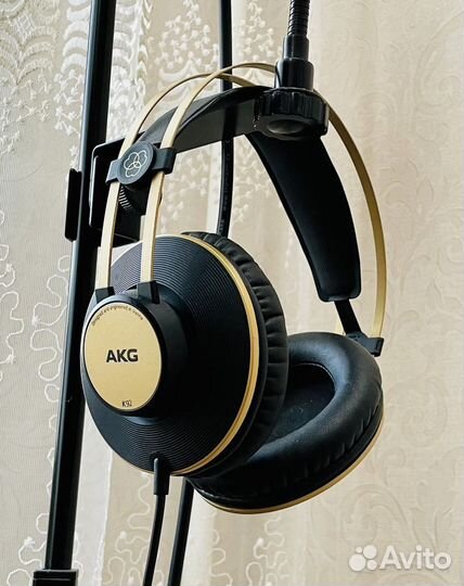 Проводные наушники AKG K92