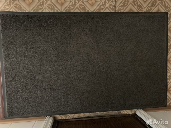 Ковер на резиновой основе