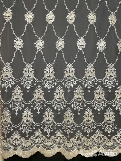 Тюль с вышивкой на сетке со стразами и бархатом