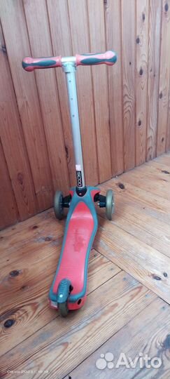 Самокат Globber трехколесный
