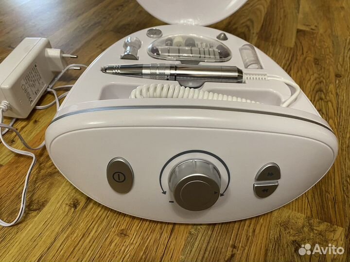 Набор для маникюра и педикюра Beurer MP100