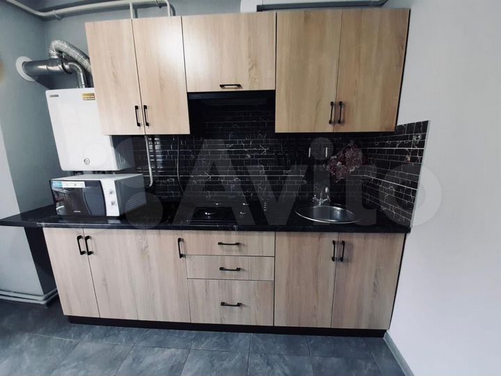 2-к. квартира, 56 м², 1/9 эт.