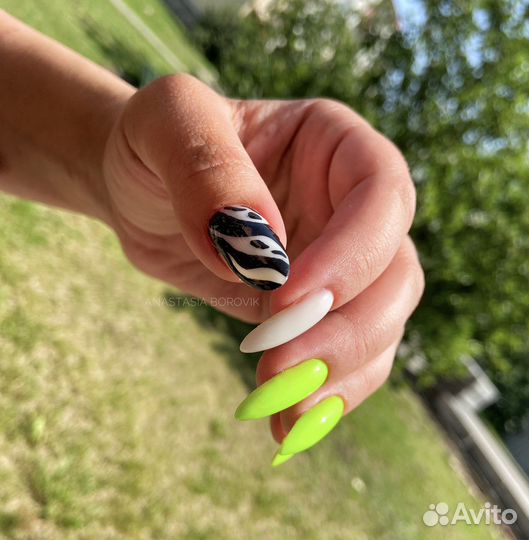Маникюр педикюр
