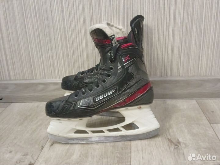 Хоккейные коньки bauer vapor 2х