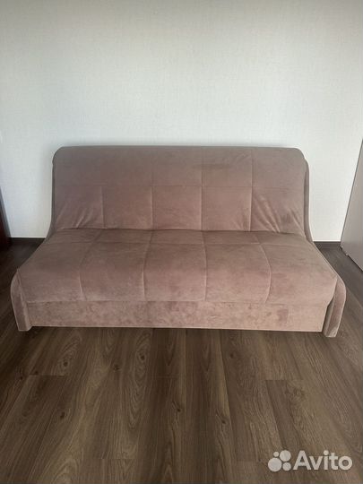 Прямой диван Persey Nova