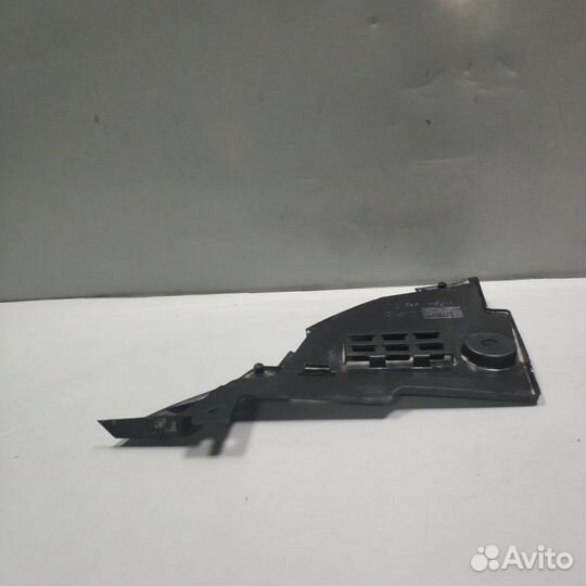 Защита бампера передняя левая Renault Sandero 2