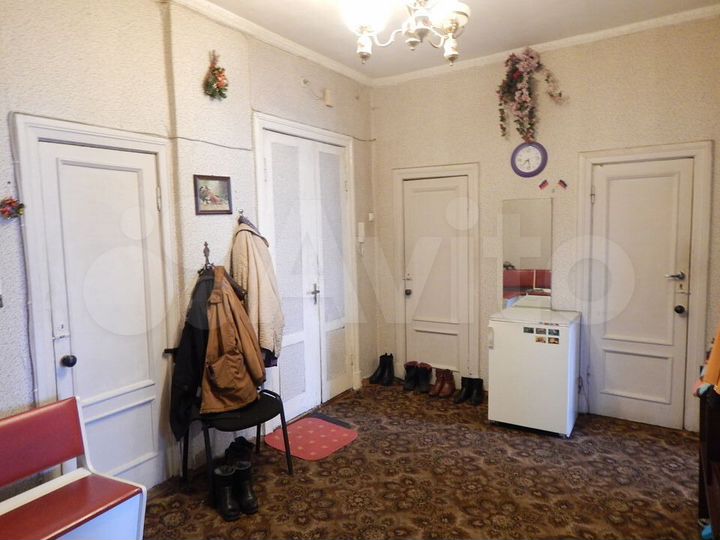 4-к. квартира, 112 м², 5/5 эт.