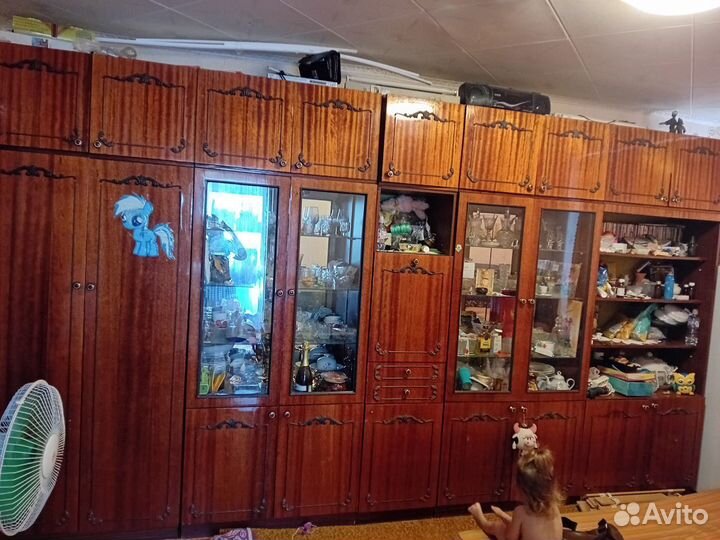 Стенка в гостиную бу