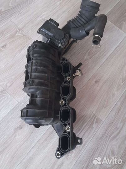 Впускной коллектор с дроссельной заслонки 1NZ-FE