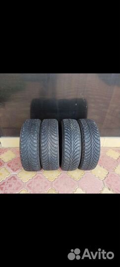 Sava Eskimo Stud 185/60 R15 88T