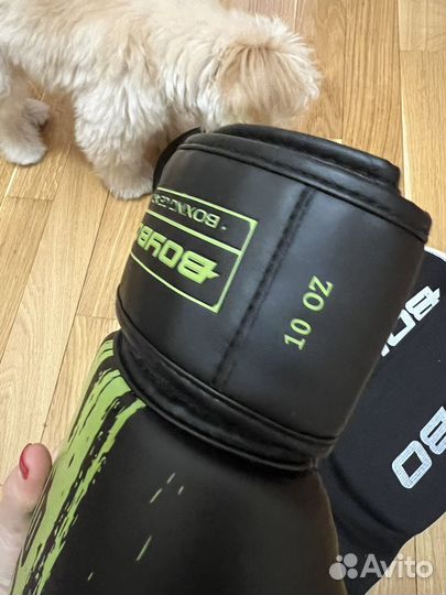 Боксерские перчатки 10 oz