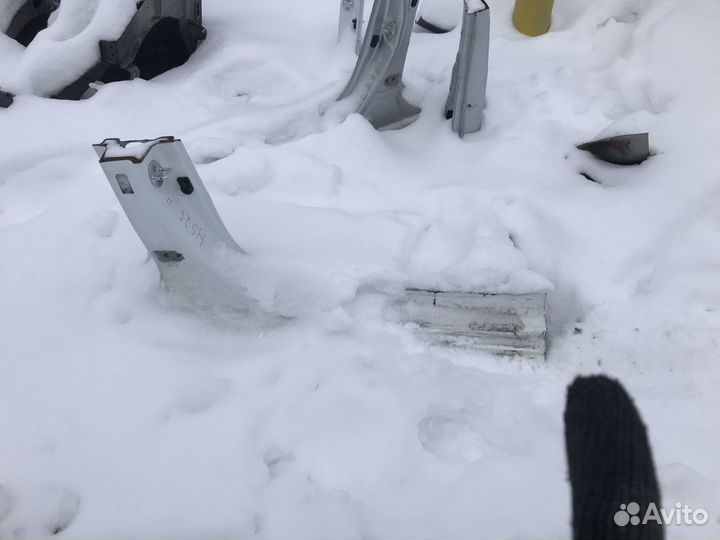 Порог правый солярис 2 Т образный